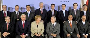 Erinnerungsfoto: Auf der internationalen Finanzmarktkonferenz in Berlin suchte Bundeskanzlerin Angela Merkel Verbündete für ihren neuen Kurs.
