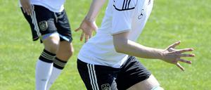 Per Mertesacker, 25, ist mit 60 Länderspieler einer der erfahrensten Nationalspieler im Aufgebot von Bundestrainer Joachim Löw.