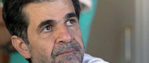 Der Regisseur Jafar Panahi war als Ehrengast zur 60. Berlinale eingeladen und sollte der Jury bei den Filmfestspielen in Cannes angehören. Bei beiden Terminen konnte er nicht anwesend sein.
