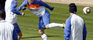 Auf dem Trainingsplatz sieht Robben schon wieder ganz agil aus.