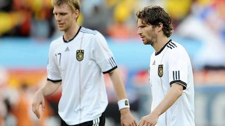 Anführer mit Bart: Arne Friedrich (r.) an der Seite von Per Mertesacker.