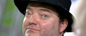 "Dickschenklige Kraftmeier gibt es nicht mehr." Der Satiriker Wiglaf Droste hält nichts von Leitwölfen.