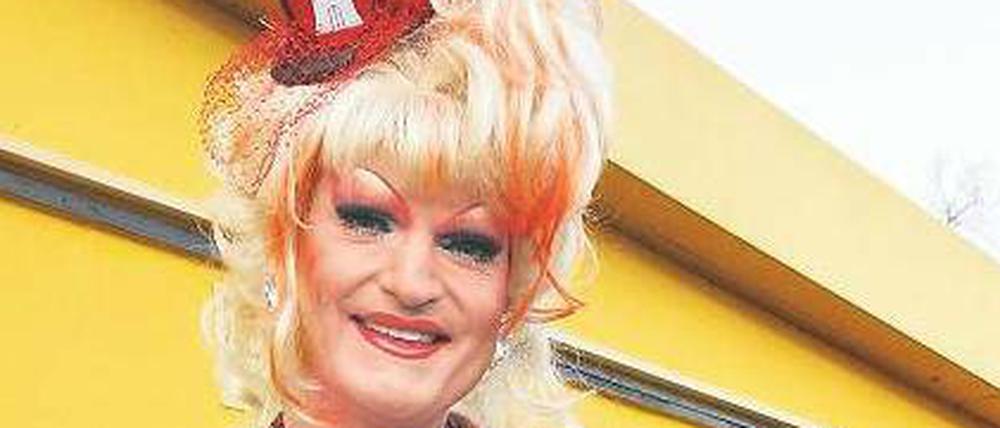 Schillernde Botschafterin. Olivia Jones aus Hamburg, eine Stadt, die wie Berlin ebenfalls eine lebendige Szene hat.