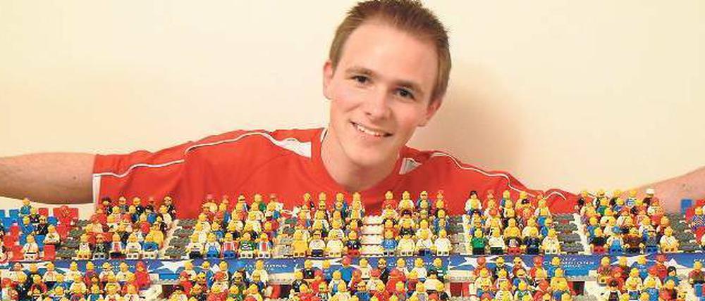 Die WM in Lego. Fabian Moritz stellt die Tore der DFB-Elf nach.