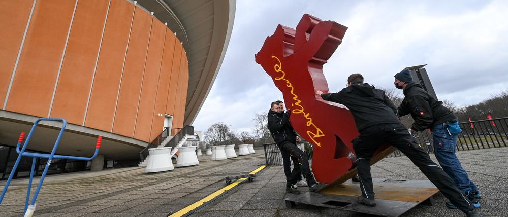 Am Montag begann der Ticketverkauf für die 72. Auflage der Berlinale. Das Filmfestival findet trotz steigender Coronainfektionen vom 10. bis 20. Februar 2022 statt.