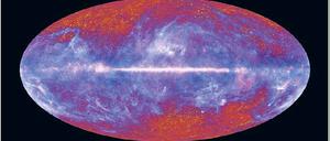 Blick in die Vergangenheit. Die Mikrowellenstrahlung des Komsos, aufgenommen von „Planck“, soll Forschern weitere Hinweise auf die Frühzeit des Universums geben.