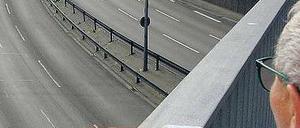 Schneise der Armut? Wer an der Stadtautobahn oder den verkehrsreichen Straßen wohnt, gehört nach einer Studie der Linkspartei oftmals zu den sozial Benachteiligten der Gesellschaft. 