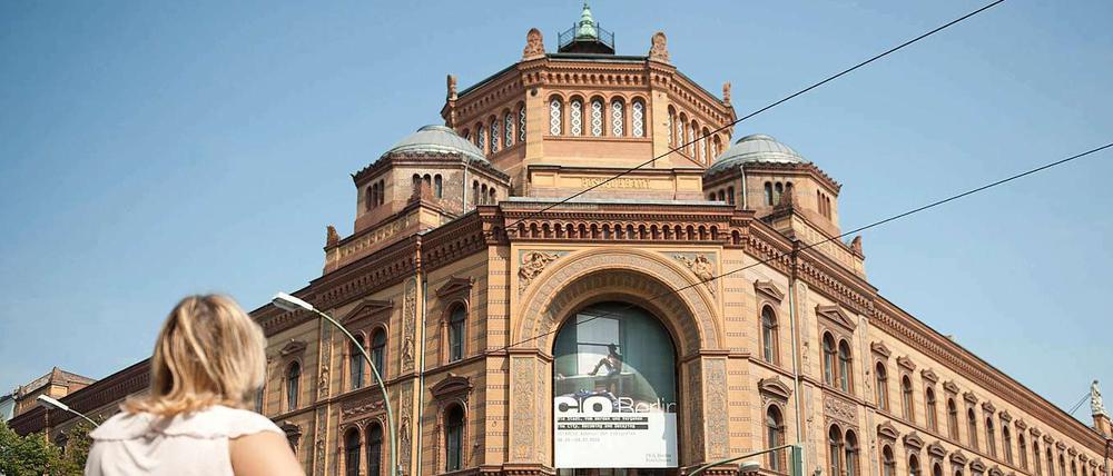 Soll bald nicht mehr die Galerie C/O beherbergen: Das kaiserliche Postfuhramt.