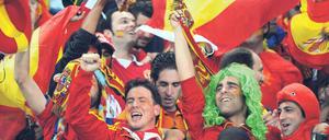 Euphorie statt Rezession: Die Regierung hofft, dass ein WM-Titel die Wirtschaft wieder anschieben könnte. Foto: dpa