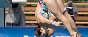 Christin Steuer und Nora Subschinski.