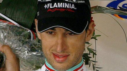 Der italienische Radprofi Enrico Rossi wurde von der Polizei festgenommen.