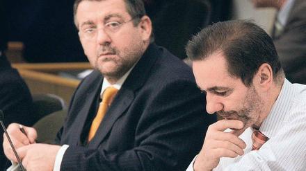 Ende eines Erfolgsduos. Mit dem Rücktritt von Rainer Speer (li.) verliert Ministerpräsident Platzeck seinen engsten Vertrauten.Foto: dapd