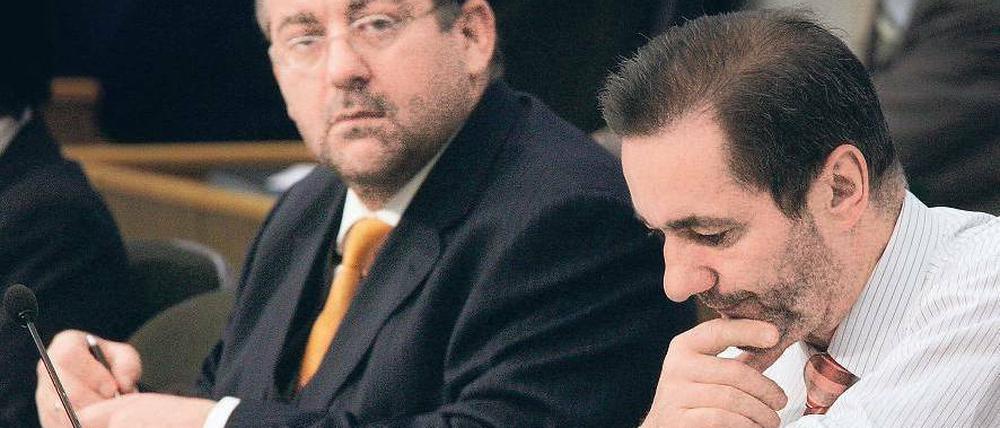 Ende eines Erfolgsduos. Mit dem Rücktritt von Rainer Speer (li.) verliert Ministerpräsident Platzeck seinen engsten Vertrauten.Foto: dapd