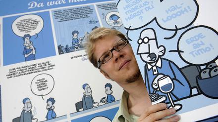 Exportschlager. Flix zwischen Ausstellungstafeln mit seinen Tagesspiegel-Strips.