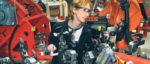 Der Export treibt den Aufschwung. Wie hier bei einem Zulieferwerk für die Automobilindustrie in Treuen profitiert die deutsche Industrie derzeit von den Ausfuhren. 