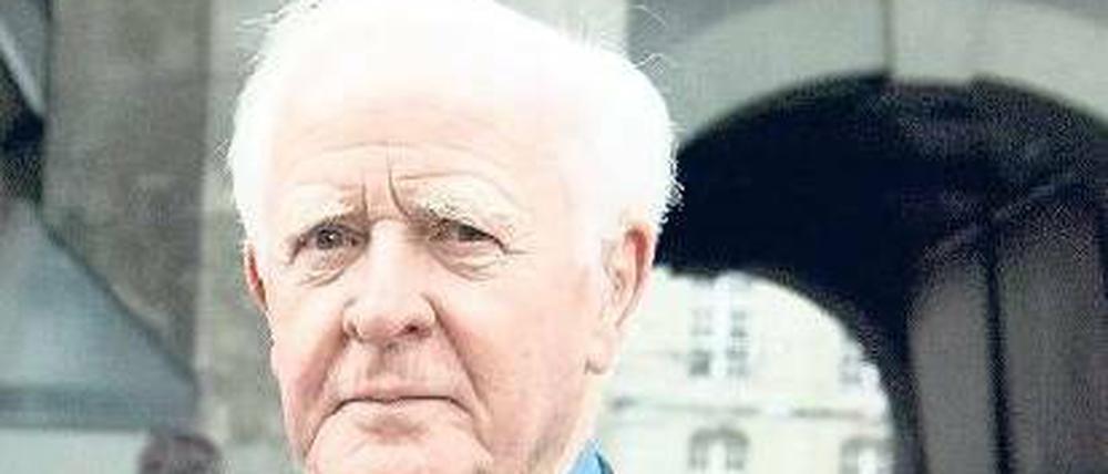 Fair geht vor. Der 79-jährige Schriftsteller John Le Carré. Foto: dpa-bildfunk