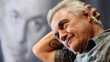 John Irving, 68, Schriftsteller und Hobbykoch.