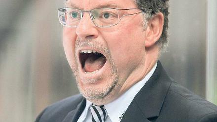 Lautstark: Münchens Trainer Pat Cortina