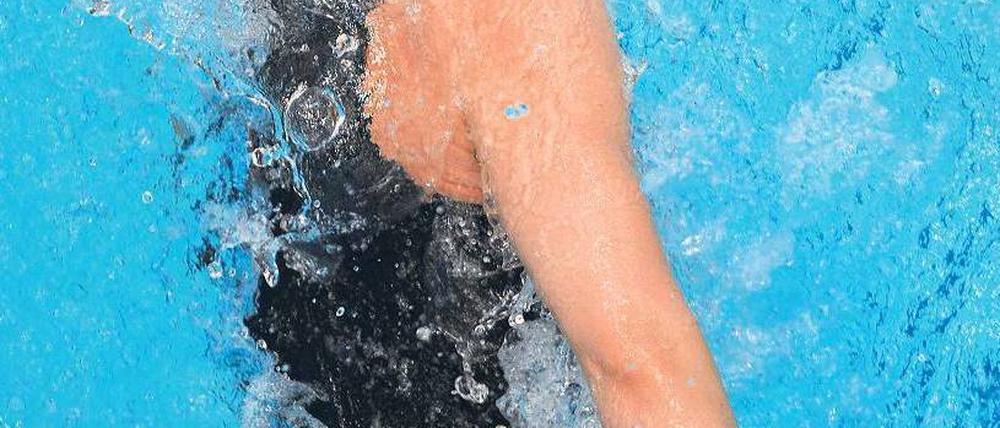 Es geht noch. Die Doppel-Olympiasiegerin Britta Steffen hat erst seit kurzem wieder das Gefühl, schwimmen zu können. Foto: Camera4