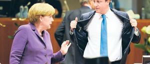 Heiß diskutiert. Die Kanzlerin und ihr konservativer britischer Kollege David Cameron am Freitag in Brüssel. Foto: Eric Feferberg/AFP