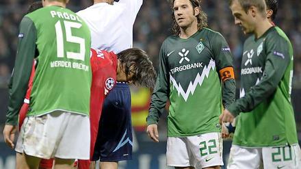 Frings sieht rot und Werder schwarz.