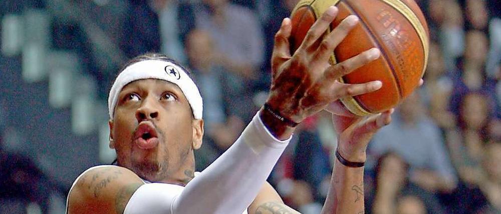 Äußerlich der Alte. Allerdings sucht Allen Iverson seine Form auf dem Feld.