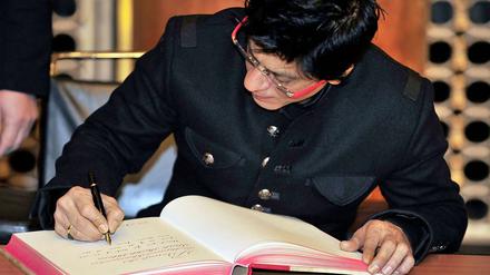 Der indische Bollywood-Star Shah Rukh Khan im Roten Rathaus.