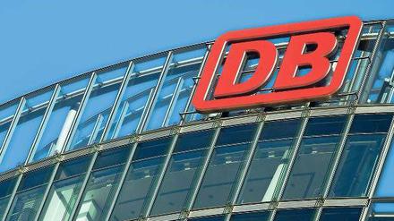 Gläserne Firma. Die Datenaffäre kostete 2009 Hartmut Mehdorn den Job. Man gehe nun behutsamer vor, erklärte die Bahn.
