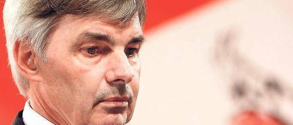 Rotes Tuch für Fans und Medien. Am Ende wurde Michael Meier für alles Schlechte beim 1. FC Köln verantwortlich gemacht.