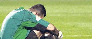 Verloren. Wenn die anderen gewinnen, ist jeder enttäuscht. Bei manchen Sportlern können solche Niederlagen aber auch zu Depressionen führen. 