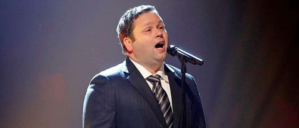 Startenor Paul Potts tritt zum Jahreswechsel am Brandenburger Tor auf.
