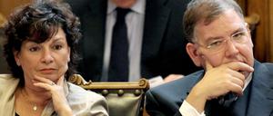 Aussichtslos. Kein Verlass sei auf Bürgermeister Christoph Ahlhaus und seine CDU, klagt Senatorin Christa Goetsch von den Grünen. Glücklich sahen die beiden schon länger nicht mehr aus.