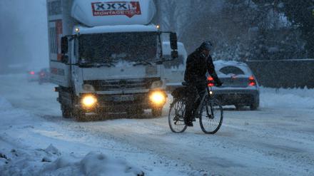Mit dem Fahrrad ist das Vorwärtskommen naturgemäß erschwert.