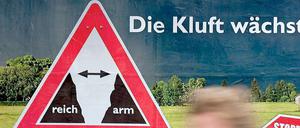 Reiche und Arm: Die Kluft wächst laut einer Studie.