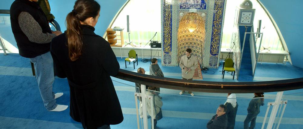 Die islamische Gemeinde in Deutschland informiert jährlich mit einem "Tag der offenen Moschee" über den Islam und die in Deutschland lebenden Muslime.