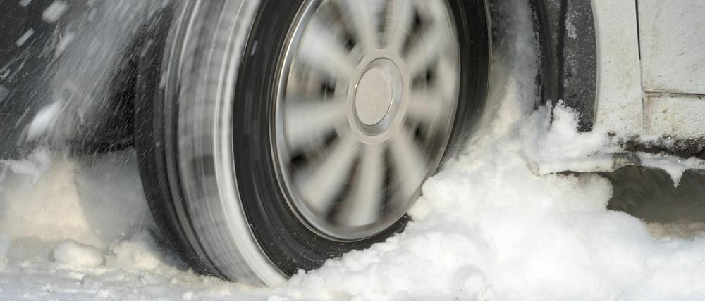 Winterreifen werden bei Schnee und Matsch zur Pflicht.