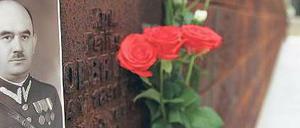 Lange Schatten. 1940 ließ Stalin 22 000 Polen hinrichten, 3000 allein in Katyn. Polen erwartet dafür eine Entschuldigung Russlands. Unterwegs zur Gedenkfeier 2010 starben mehr als 90 Politiker, Geistliche und Gelehrte bei einem Flugzeugabsturz. 