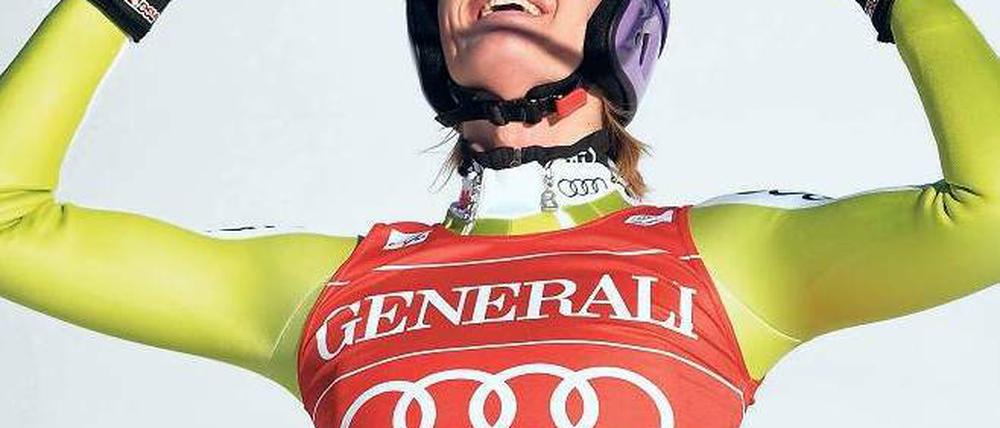 Erfolgreicher Doppelschlag. Maria Riesch jubelt über ihren zweiten Abfahrtssieg in 24 Stunden. Ihrem Ziel, dem Sieg im Gesamt-Weltcup, ist sie damit näher gekommen. Foto: dpa