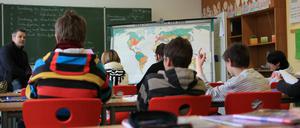 Forscher erstellen die Pisa-Studie seit 2000 in einem Rhythmus von drei Jahren.