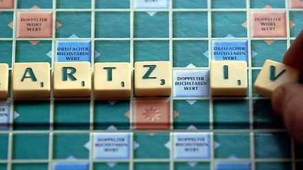 Hartz-IV-Empfänger müssen länger auf die Erhöhung warten.