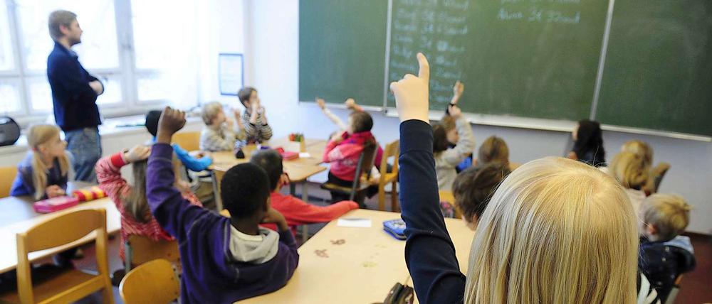Der Pisa-Schock löste eine Welle von Reformen aus. So wurden beispielsweise zentrale Prüfungen eingeführt.