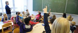 Der Pisa-Schock löste eine Welle von Reformen aus. So wurden beispielsweise zentrale Prüfungen eingeführt.