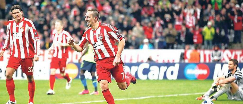 Er kann es noch. Bayerns Problemkind Franck Ribéry hat eine schwere Zeit hinter sich. Am Mittwoch hatte er endlich einmal wieder ein Erfolgserlebnis. Der Franzose erzielte zwei Tore gegen Basel, hier jubelt er über sein 3:0. Foto: dapd