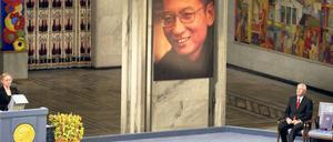 Politik des leeren Stuhls. Der Platz des neuen Nobelpreisträgers im Osloer Rathaus blieb am Freitag demonstrativ leer.