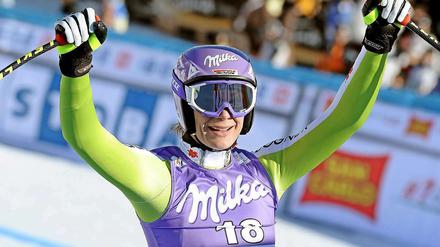 Maria Riesch freut sich über Ihren Sieg