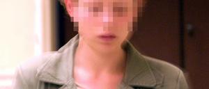 Die griechische Polizei veröffentlichte dieses Foto der in Athen festgenommenen Deutschen.