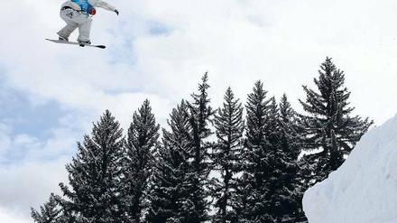 Große Sprünge. Mittermüllers Disziplin Slopestylefahren gilt zukunftsträchtig. Foto: AFP