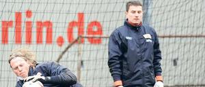 Vergebliche Mühe? Marcel Höttecke (l.) könnte heute nur Ersatz sein.