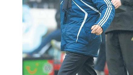 Die Nummer zwei im Pott sind wir. Schalke hat 25 Punkte Rückstand auf den Erzrivalen Dortmund, Felix Magath überraschte zudem mit seinen Wintertransfers.