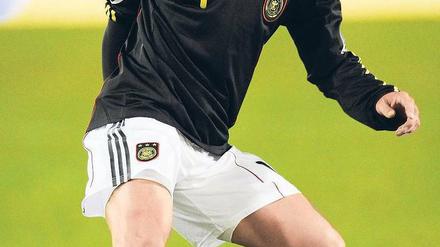 Diesmal in Weiß? Mario Götze darf auf sein zweites Länderspiel hoffen. Foto: dpa